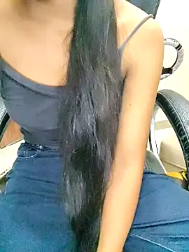 Snapshot of RIYA_SHARMA_3 chatting on July 17, 2026, 5:14 am RIYA SHARMA 3 online show from July 17, 2026, 5:14 am