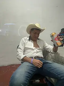Snapshot of Dieguito69mex chatting on July 20, 2026, 6:06 am Dieguito69mex online show from July 20, 2026, 6:06 am