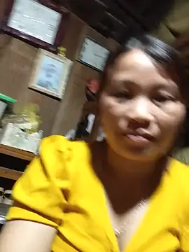 cindy1998 online show from July 16, 2026, 4:13 pm