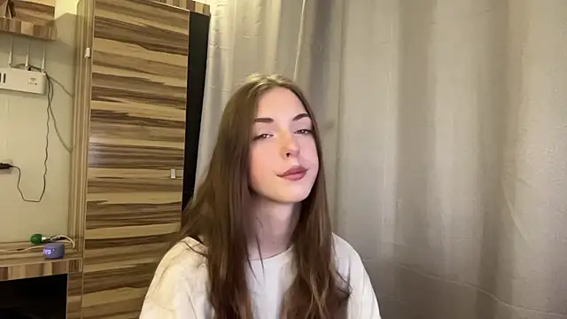 Clara kitty online show from July 16, 2026, 6:30 am