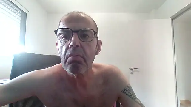 TONY161171 online show from July 25, 2026, 7:17 am