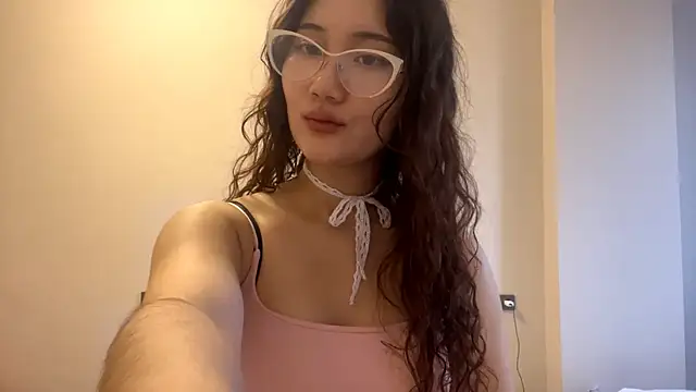 Snapshot of ReneeWagner chatting on July 20, 2026, 2:08 pm ReneeWagner online show from July 20, 2026, 2:08 pm