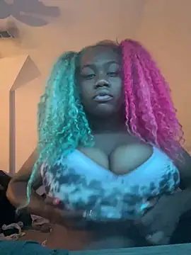kylanluvv online show from July 18, 2026, 5:55 am