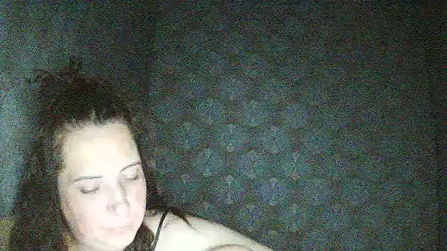 Snapshot of DazzlingMaddie chatting on July 25, 2026, 9:23 pm DazzlingMaddie online show from July 25, 2026, 9:23 pm