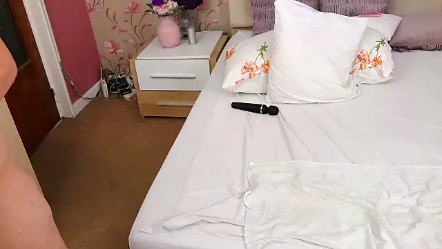 MatureMariah online show from December 13, 2024, 4:11 am