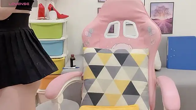 Katy Bae online show from February 27, 2025, 3:25 am