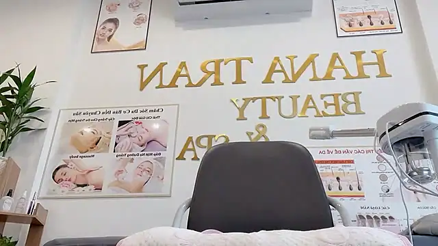 Katy Bae online show from October 8, 2025, 4:10 am