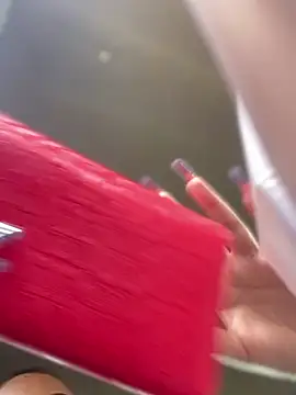 Snapshot of riri_brunnete chatting on February 26, 2025, 8:54 pm riri brunnete online show from February 26, 2025, 8:54 pm