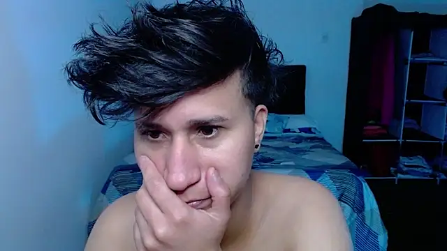 camiFOX 69 online show from July 23, 2026, 3:15 am