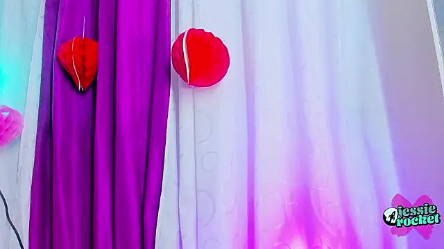 jessierocketx online show from February 27, 2026, 10:21 pm