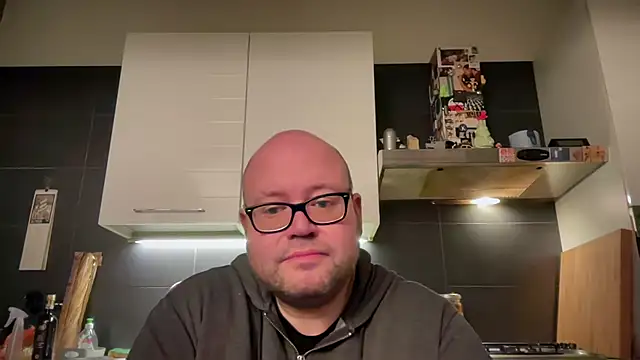 theitalianbear online show from December 27, 2024, 4:32 pm