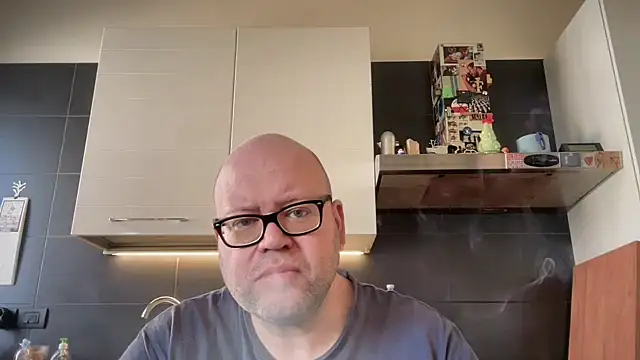 theitalianbear online show from February 4, 2025, 11:05 am