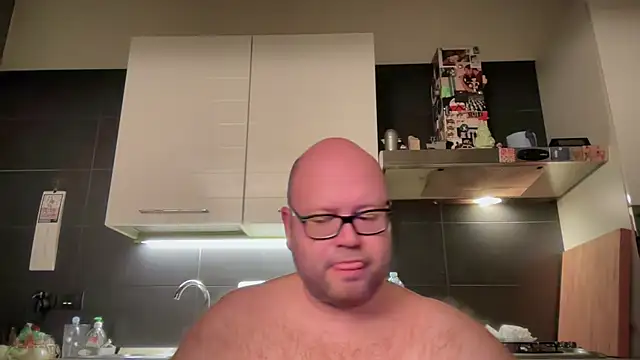 theitalianbear online show from February 10, 2025, 5:41 pm