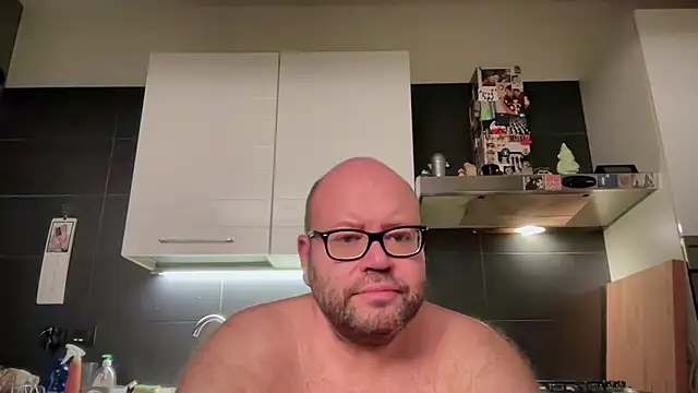 theitalianbear online show from September 16, 2025, 2:12 am