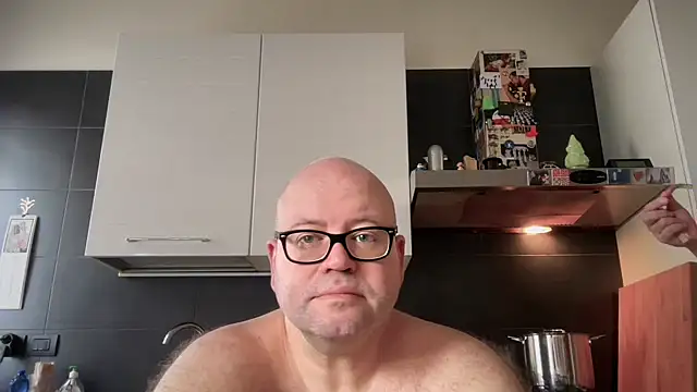 theitalianbear online show from September 22, 2025, 3:36 pm