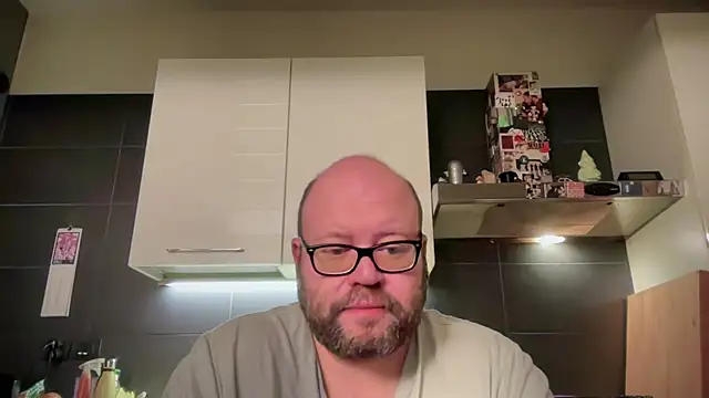 theitalianbear online show from April 20, 2026, 2:36 am