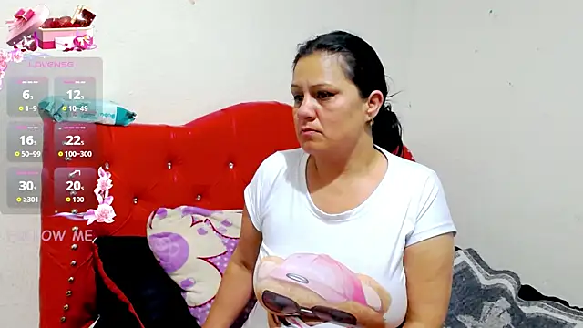 sexy jhoan88 online show from September 29, 2025, 3:00 am