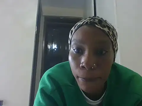 Snapshot of Sweet-assy chatting on August 2, 2026, 6:17 pm Sweet-assy online show from August 2, 2026, 6:17 pm