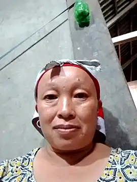Snapshot of Lidaa-a chatting on August 4, 2026, 7:55 am Lidaa-a online show from August 4, 2026, 7:55 am