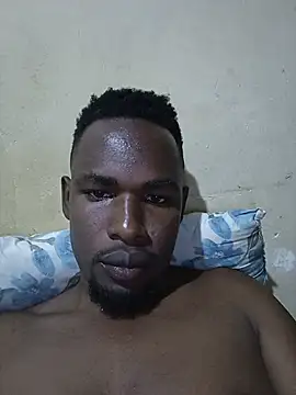 Snapshot of b_master18 chatting on August 6, 2026, 9:06 pm b master18 online show from August 6, 2026, 9:06 pm