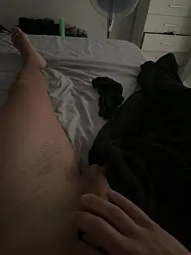 estebanxxx01 online show from July 27, 2026, 4:36 pm