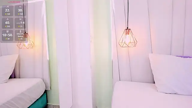 JulietaSolara online show from July 28, 2026, 6:20 pm