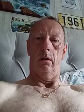 degsyjohn online show from July 29, 2026, 6:22 am