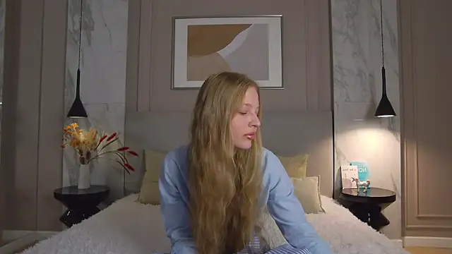 Snapshot of Aurora_Bennett chatting on July 30, 2026, 7:51 am Aurora Bennett online show from July 30, 2026, 7:51 am