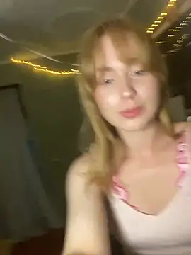 MimiLu online show from August 7, 2026, 6:21 pm
