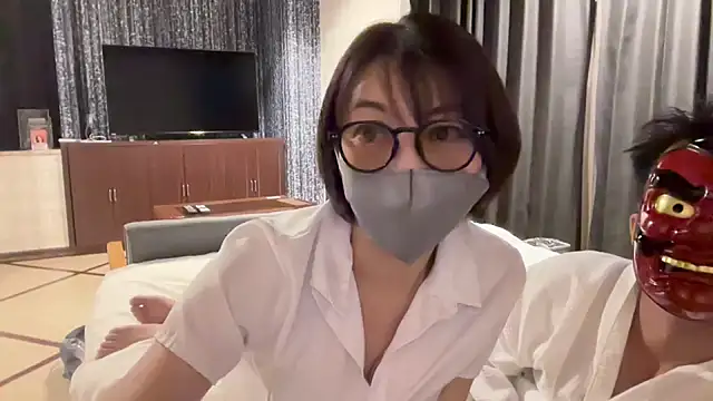 rinrin77 online show from July 30, 2026, 6:18 pm