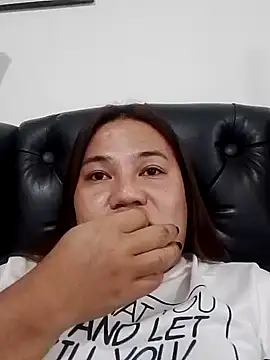 Andrea0414 online show from January 14, 2025, 6:13 am