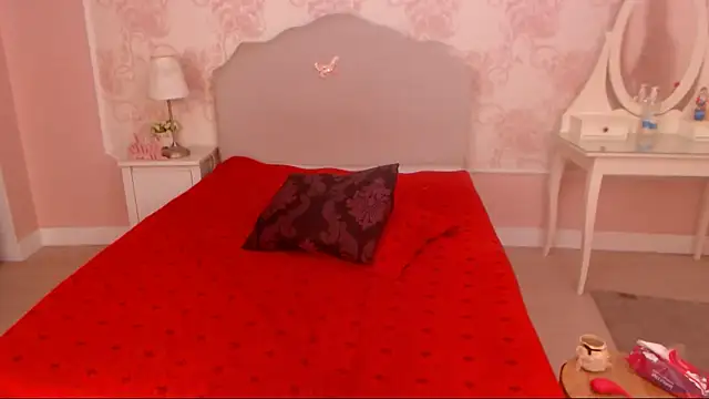 Snapshot of LadyAlana chatting on December 28, 2024, 1:29 am LadyAlana online show from December 28, 2024, 1:29 am