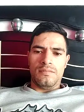 Snapshot of miguel93angel chatting on July 31, 2026, 1:32 pm miguel93angel online show from July 31, 2026, 1:32 pm