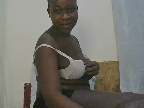 Snapshot of black_queenberry chatting on July 31, 2026, 8:19 pm black queenberry online show from July 31, 2026, 8:19 pm