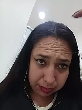Snapshot of LIZETH_09 chatting on August 3, 2026, 3:16 pm LIZETH 09 online show from August 3, 2026, 3:16 pm