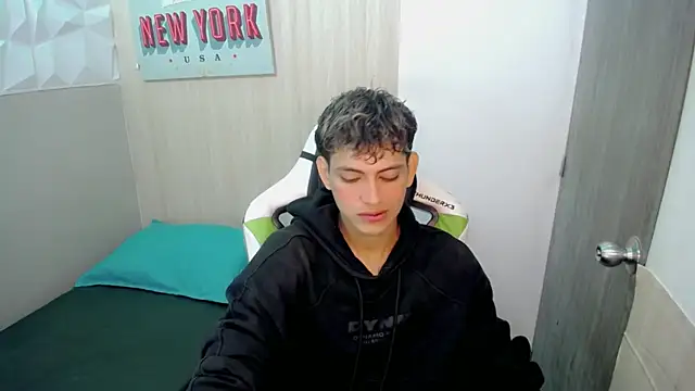 Snapshot of Cody_juniorr_ chatting on August 1, 2026, 8:52 pm Cody juniorr online show from August 1, 2026, 8:52 pm