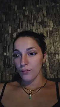 Snapshot of Leila_kisses chatting on August 1, 2026, 6:56 am Leila kisses online show from August 1, 2026, 6:56 am