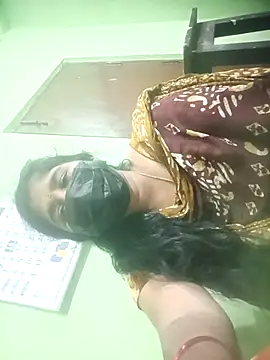 Snapshot of nishababy69 chatting on August 1, 2026, 3:44 pm nishababy69 online show from August 1, 2026, 3:44 pm