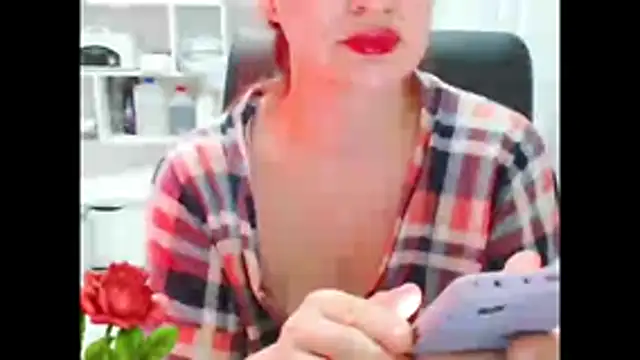 Snapshot of Fire_girl35 chatting on August 8, 2026, 7:27 pm Fire girl35 online show from August 8, 2026, 7:27 pm