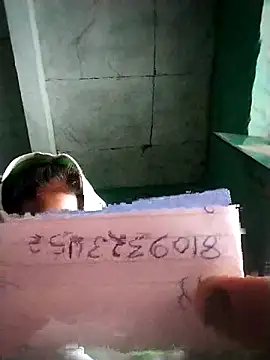 Angel-ZZ online show from August 7, 2026, 4:25 am
