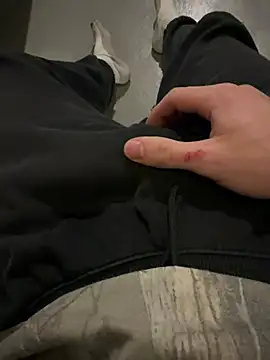 Snapshot of Bradgetshard2 chatting on August 4, 2026, 3:14 pm Bradgetshard2 online show from August 4, 2026, 3:14 pm