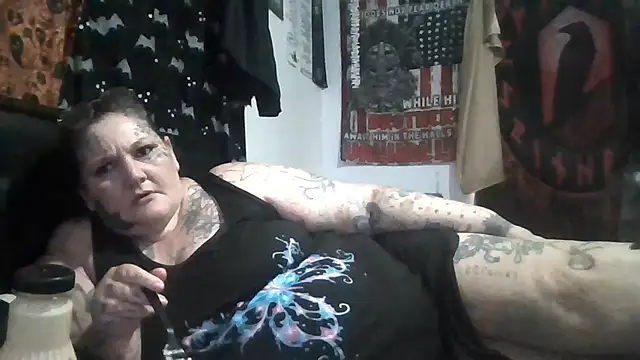 Snapshot of ThorsonFreja chatting on August 9, 2026, 6:35 pm ThorsonFreja online show from August 9, 2026, 6:35 pm