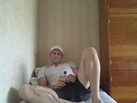 Snapshot of Sasha_yourboy chatting on August 4, 2026, 10:51 am Sasha yourboy online show from August 4, 2026, 10:51 am