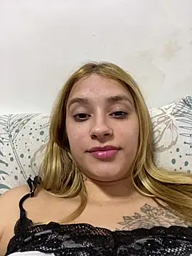 Snapshot of Barbie107 chatting on August 4, 2026, 1:36 pm Barbie107 online show from August 4, 2026, 1:36 pm