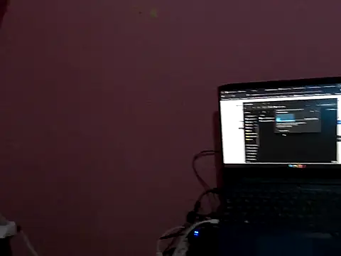 Snapshot of maiaJR chatting on August 5, 2026, 9:39 pm maiaJR online show from August 5, 2026, 9:39 pm