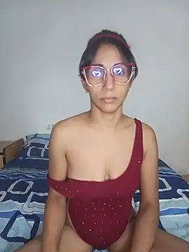 kira69167 online show from August 10, 2026, 3:32 am