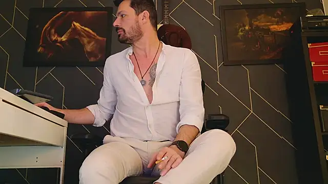 ChrisKox online show from February 17, 2025, 2:09 am