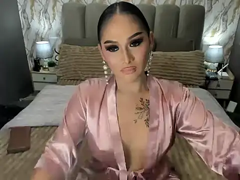 Snapshot of LegendaryNicole chatting on January 10, 2026, 1:24 pm LegendaryNicole online show from January 10, 2026, 1:24 pm