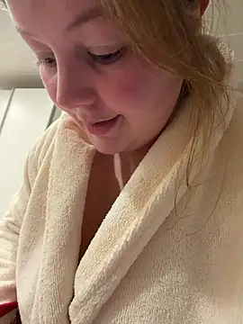 BootyLola online show from March 15, 2026, 9:15 am