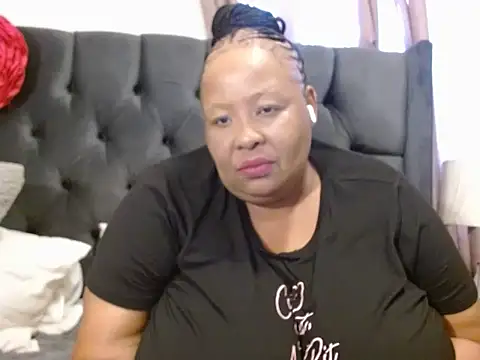 nancy111 online show from March 4, 2025, 2:42 pm